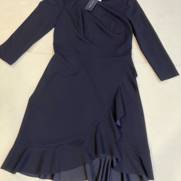 Tommy Hilfiger Dresses & Skirts - Tommy Hilfiger career navy blue dress size 8